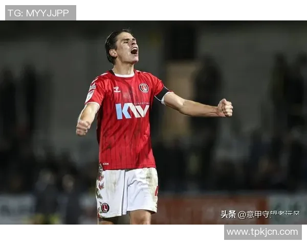 曼联与雷丁激情对决足球直播全程回顾与精彩瞬间分析 曼联与雷丁激情对决足球直播全程回顾与精彩瞬间分析