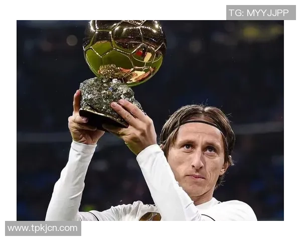 莫德里奇的传奇旅程：从小镇少年到世界足球巨星的辉煌历程