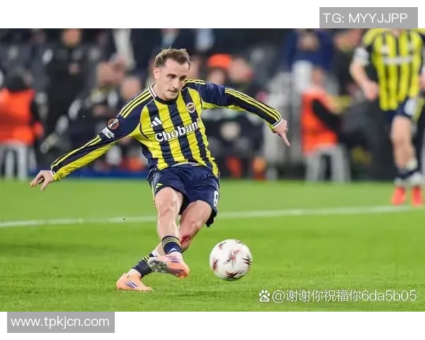 费内巴切与萨尔基对决解析：战术布局与球员表现的全面评估